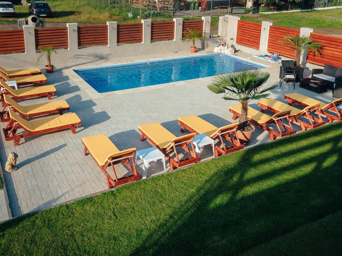 Hôtel Casa David Turda Extérieur photo